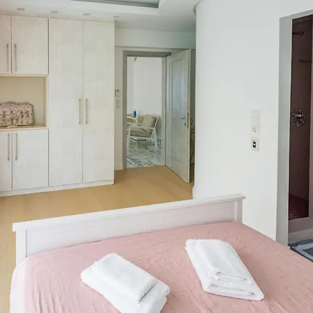 Sapphire Luxury Villa Nea Iraklitsa