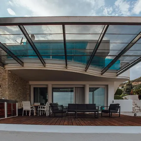 Villa Sapphire Luxury Nea Iraklitsa