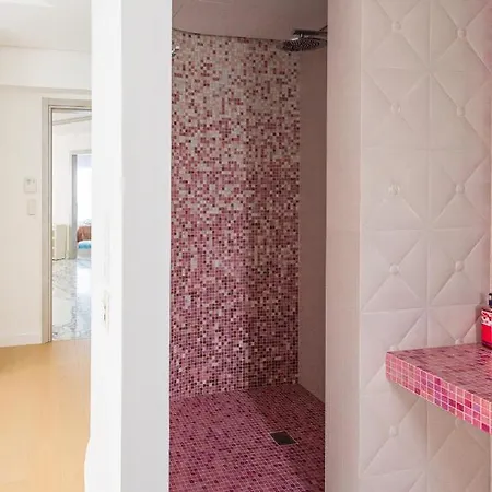 Sapphire Luxury Nea Iraklitsa