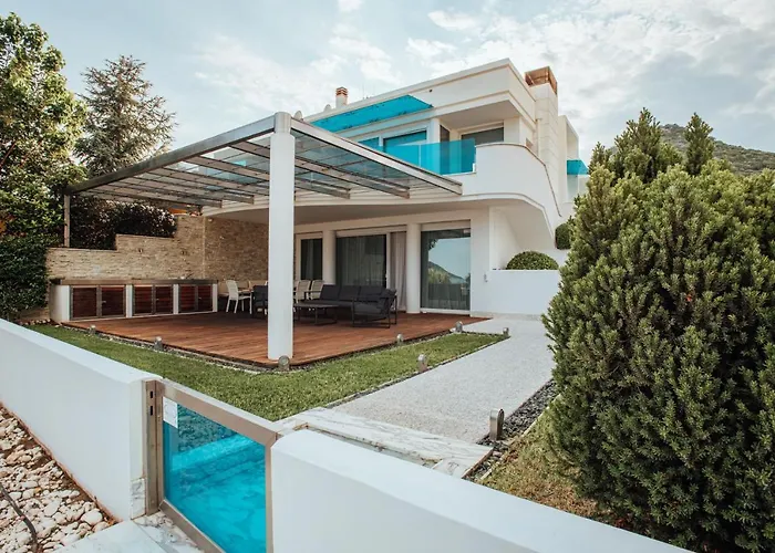 Sapphire Luxury *