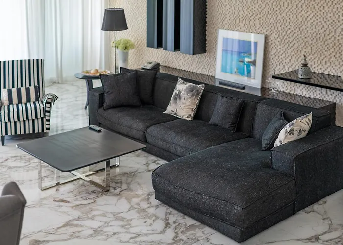 Sapphire Luxury * Nea Iraklitsa